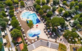 Club Del Sole Marina Family Resort